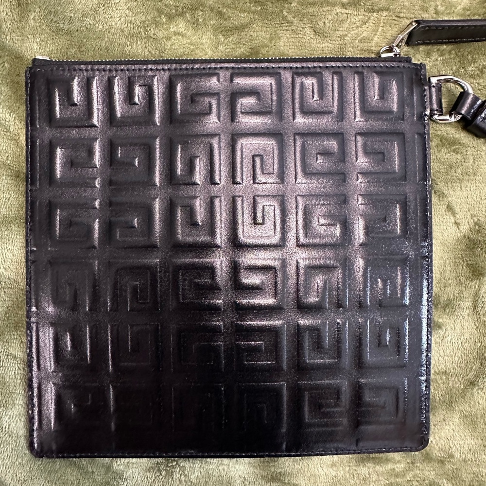 Givenchy Black Leather Pouch - Picture 3 of 7